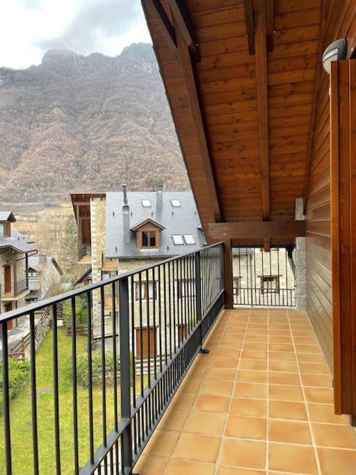 Anciles Apartamento Duplex En Benasque מראה חיצוני תמונה