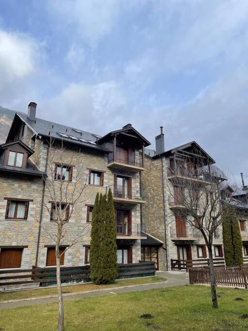 Anciles Apartamento Duplex En Benasque מראה חיצוני תמונה